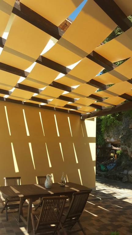 Casa Vacanze L'Orizzonte 몬테키오 객실 사진